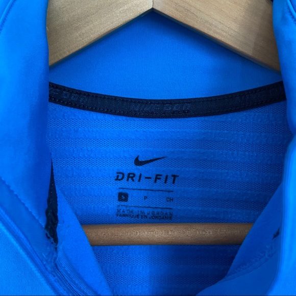 NIKE PRO Quarter Zip - Picture 2 of 3